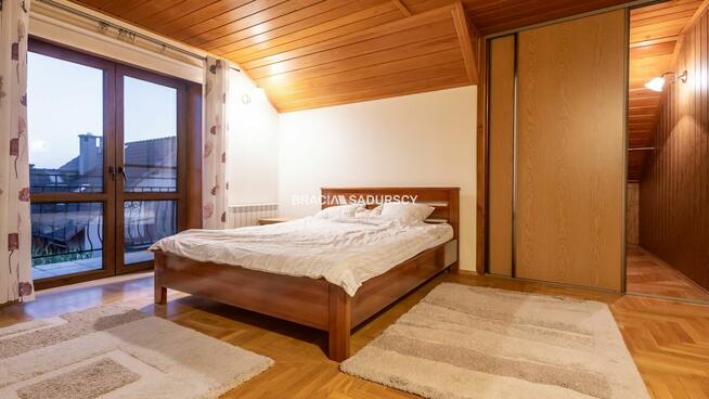 Dom Rybna gm. Czernichów, Parkowa