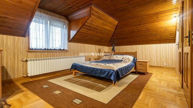 Dom Rybna gm. Czernichów, Parkowa