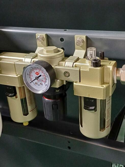 EK-8 SolidAir podciśnieniowy filtr przemysłowy