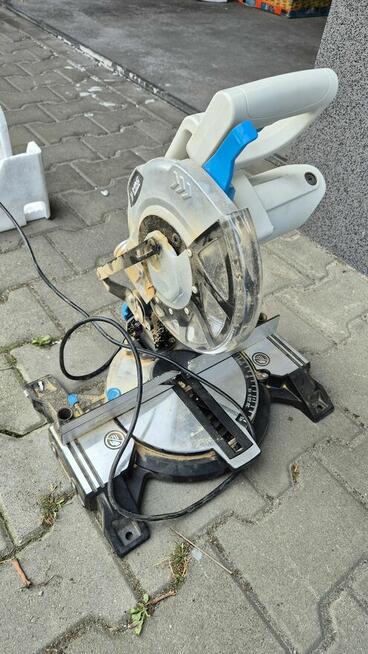 Piła ukosowa Macallister MMIS-210c-a 1400 W 210 mm