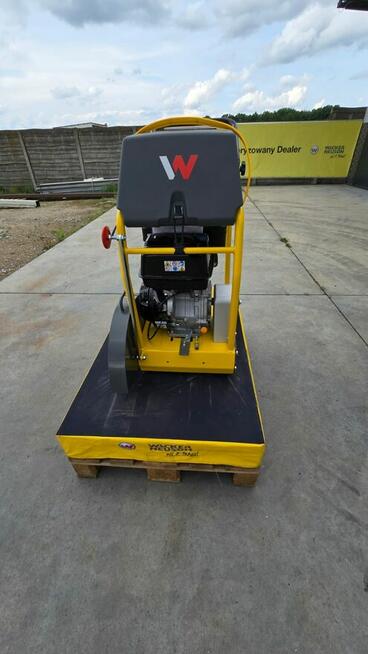 Jezdna przecinarka spalinowa Wacker Neuson BFS1350G-c NOWA