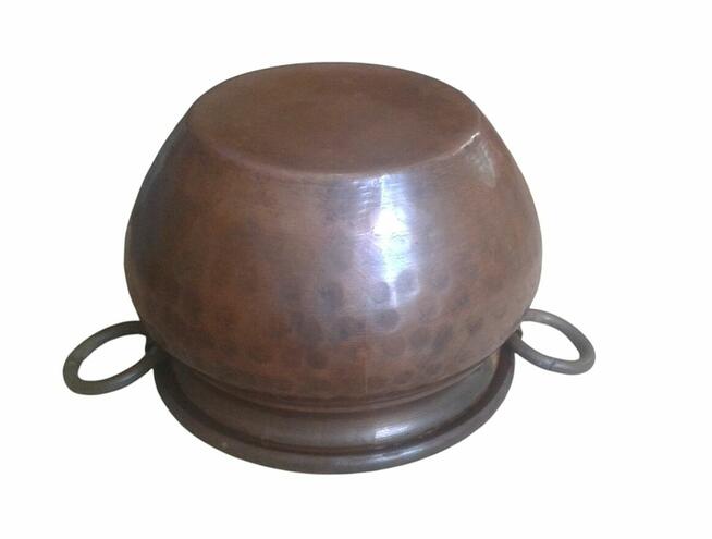 Miedziany garnuszek z uchwytami do powieszenia