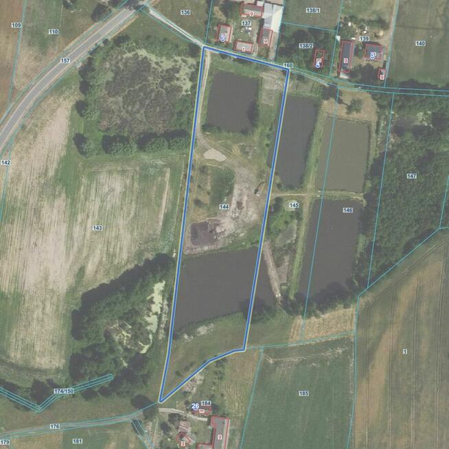 Nieruchomość zabudowana z 3 stawami i gruntem ornym