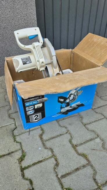 Piła ukosowa Macallister MMIS-210c-a 1400 W 210 mm