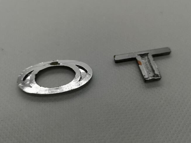 Emblemat znaczek napis literki LOT Ford Mondeo Mk3 Mk4