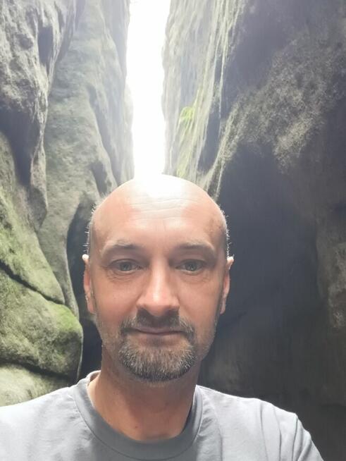 Pan szuka pani