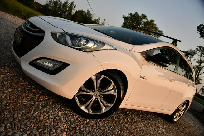 Hyundai i30 1.6i#135PS#Lift#Ledy#Climatr#Navi#Start Stop#Świeży Import#Gwarancja!!