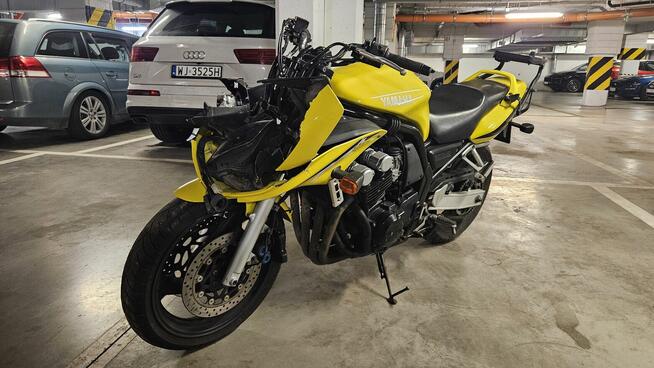 Yamaha FZS 600 Fazer