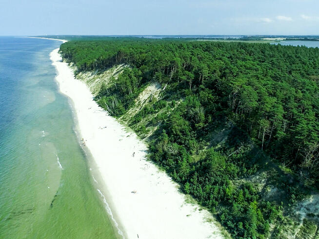 Unikatowy domek z dużą działką 900m od morza w Naturze 2000