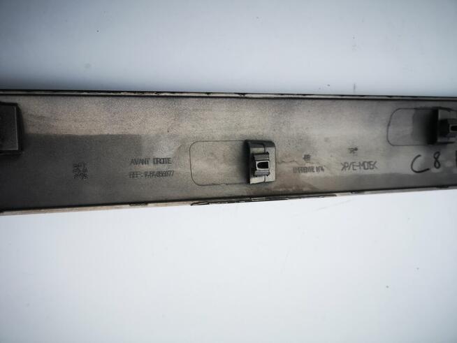 Listwa drzwi prawy przód1484086077 Ulysse 807 Pherda C8