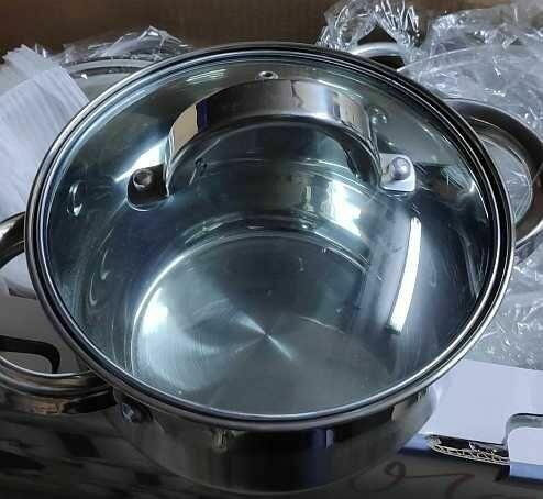 Garnki komplet z dużym garnkiem 8L