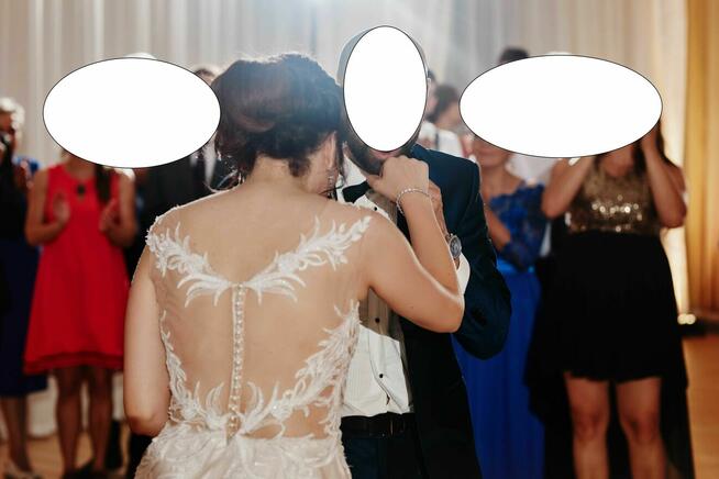 suknia ślubna z halką i welonem