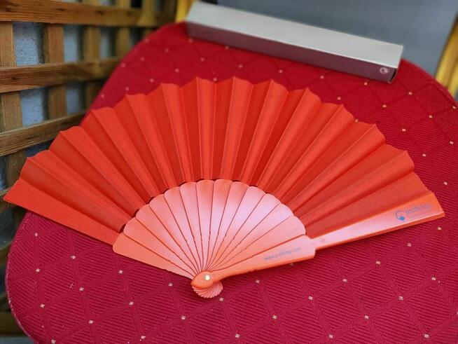 Wachlarz ręczny Wachlarzyk Składany pomarańczowy wentylator