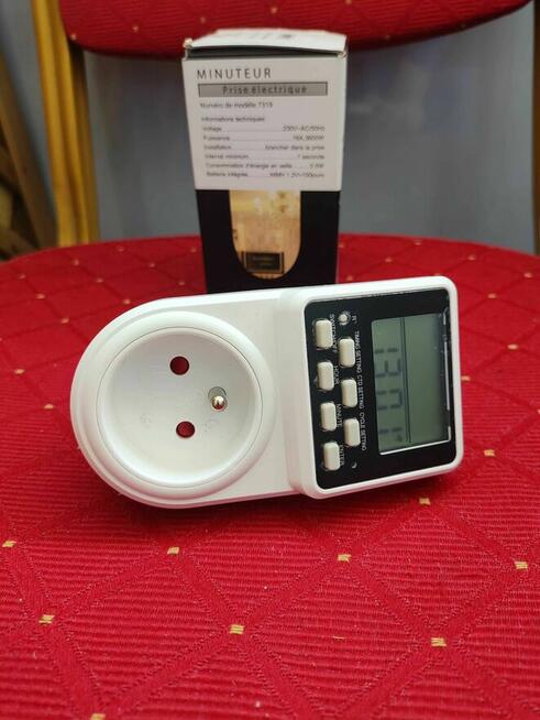 Programator czasowy Gniazdo Zegar Timer Cyfrowe LCD Cyfrowy