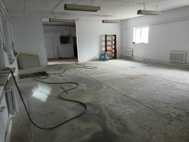 Dom Hala Funkcja Przemysłowa / Mieszkalna