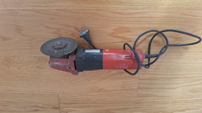 Syndyk sprzeda drobny sprzęt budowlany