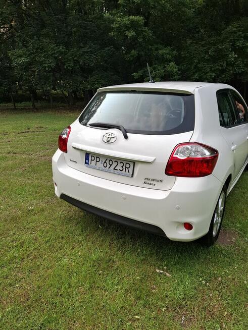 Sprzedam Toyote Auris