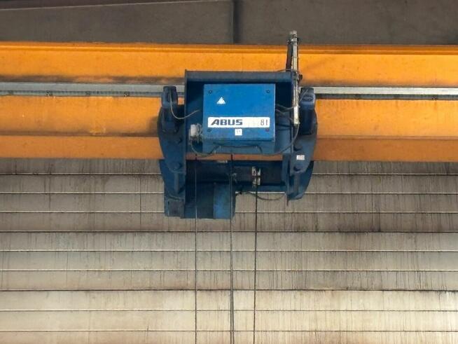 szt.8 suwnice 8 T - 21900 mm.