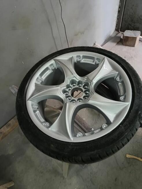 Prace blacharsko lakiernicze