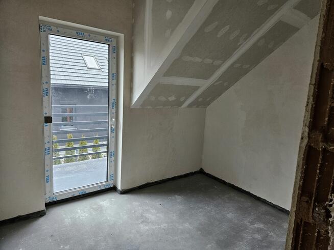 Dom 95m2, Wiata, Klima, Strych, Piwniczka, 3 Miejsca Parking