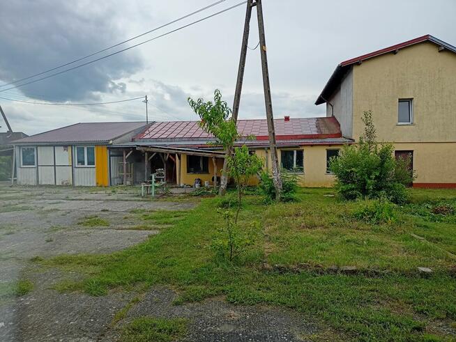 Dom Hala Funkcja Przemysłowa / Mieszkalna