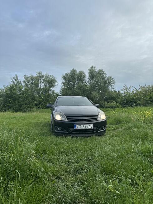 Opel Astra H. 1.9 TDI. GTS.
