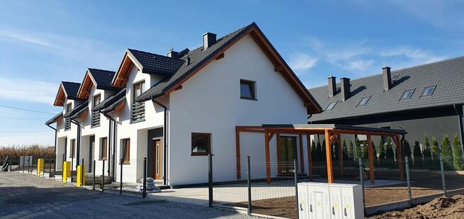 Dom 95m2, Wiata, Klima, Strych, Piwniczka, 3 Miejsca Parking