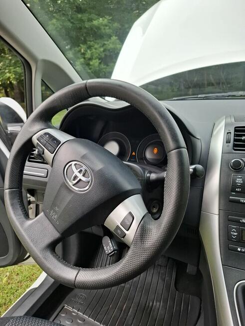 Sprzedam Toyote Auris