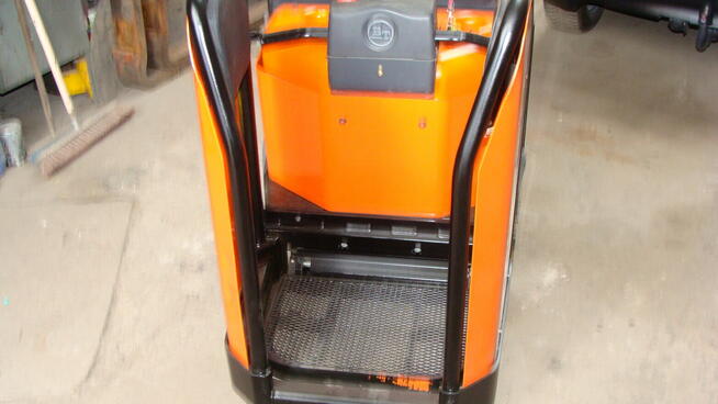 wózek paletowy elektryczny Toyota BT LPE