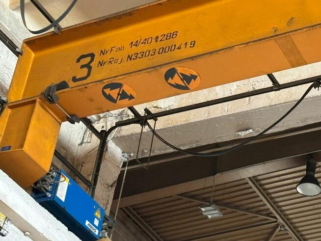 szt.8 suwnice 8 T - 21900 mm.