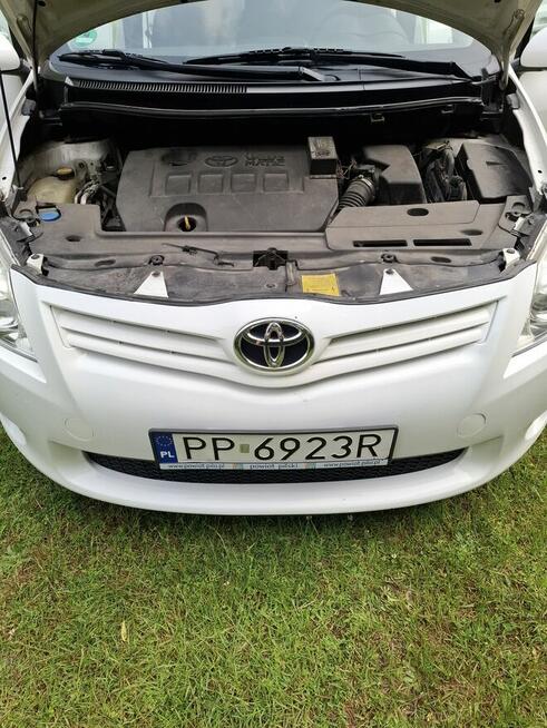 Sprzedam Toyote Auris