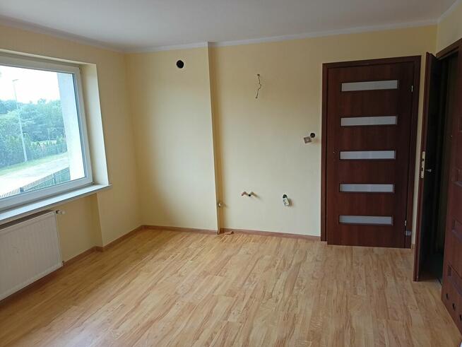 Dom Hala Funkcja Przemysłowa / Mieszkalna