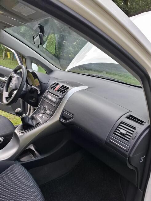 Sprzedam Toyote Auris