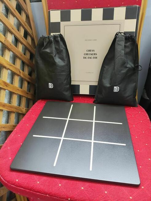 Zestaw do gry w szachy, warcaby i kółko i krzyżyk 3 w 1