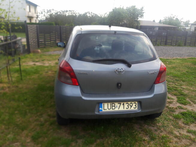 Toyota Yaris 2
