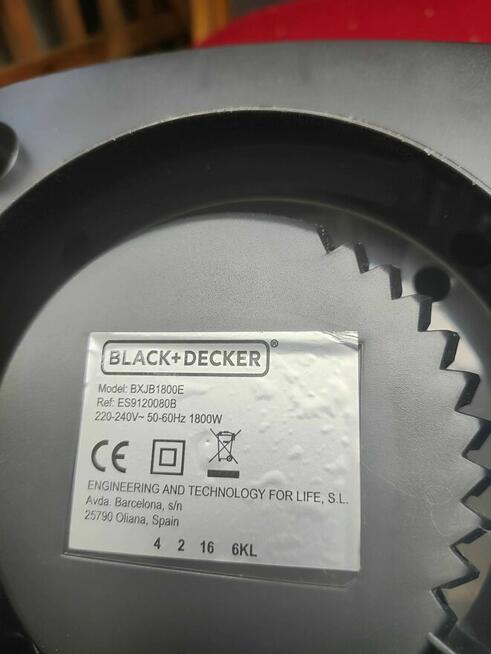 Blender Kielichowy Stołowy 1800W Black Decker BXJB1800E nóż