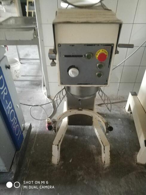 Sprzedam maszyny piekarnicze