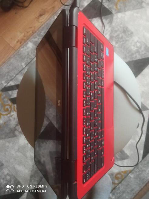 TANI LADNY W DOBRYM STANIE LAPTOP HP. SPRZEDAM PILNIE