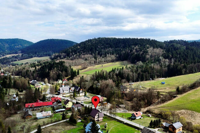 Przestronny dom w sercu gór – idealna inwestycja