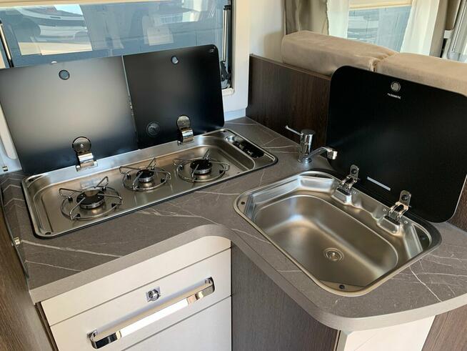 Kamper Premium 5 osobowy Benimar 463 na wynajem