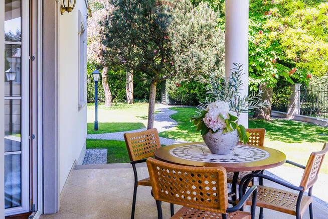 UNIKATOWA REZYDENCJA W ŁOMIANKACH -DĄBROWIE