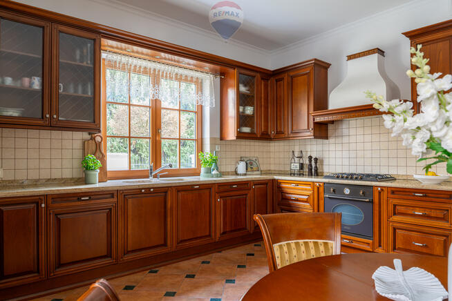 UNIKATOWA REZYDENCJA W ŁOMIANKACH -DĄBROWIE