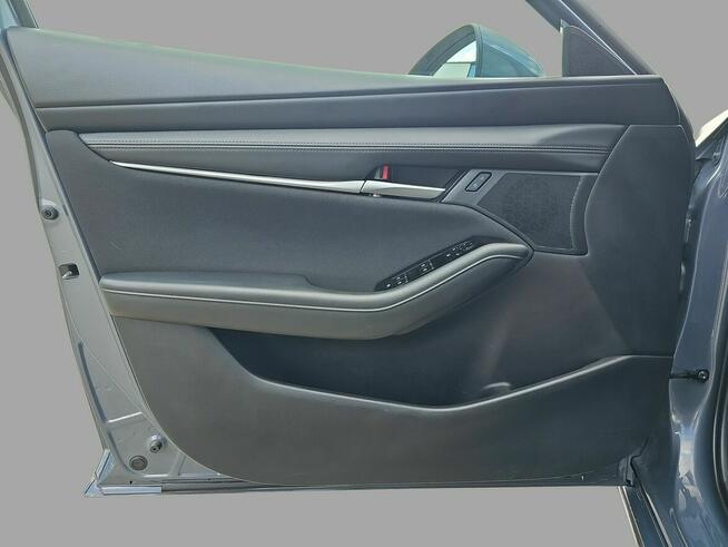 Mazda 3 Serwis ASO, Salon Polska