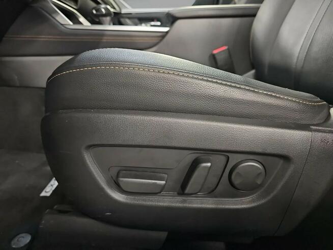 Mazda CX-60 PHEV 327KM 8AT 4x4 Homura (+Comfort +Conv & Sound +Driver +Dach)