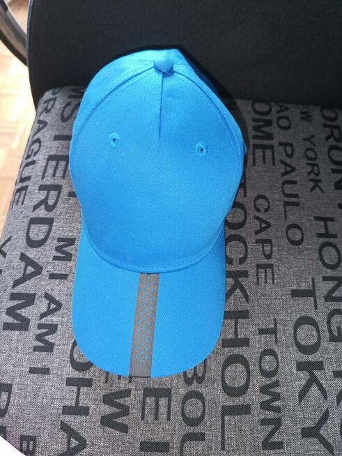 Sprzedam czapkę z daszkiem puma