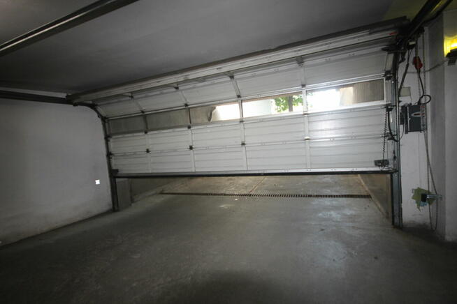 2 Miejsca Postojowe (22m2) okolice Placu Kromera (Wrocław)