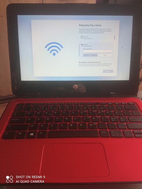 TANI LADNY W DOBRYM STANIE LAPTOP HP. SPRZEDAM PILNIE