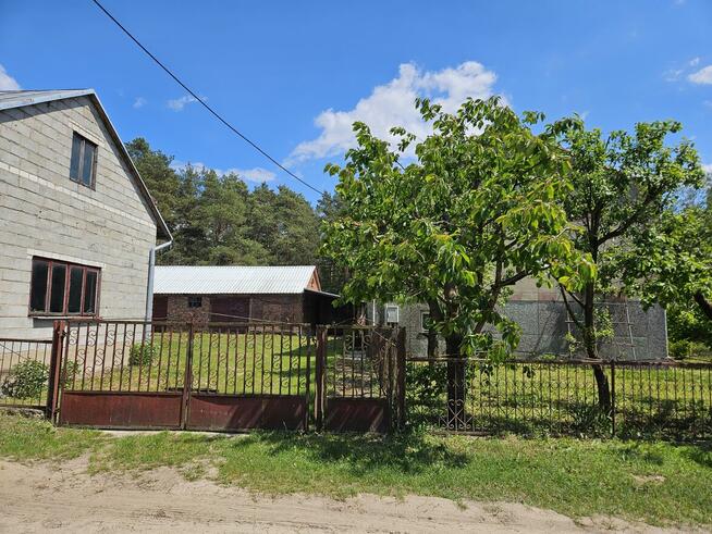 Sprzedam gospodarstwo rolne z zabudowaniami gospodarczymi