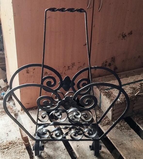 Vintage Stojak / Gazetnik z Kutego Żelaza