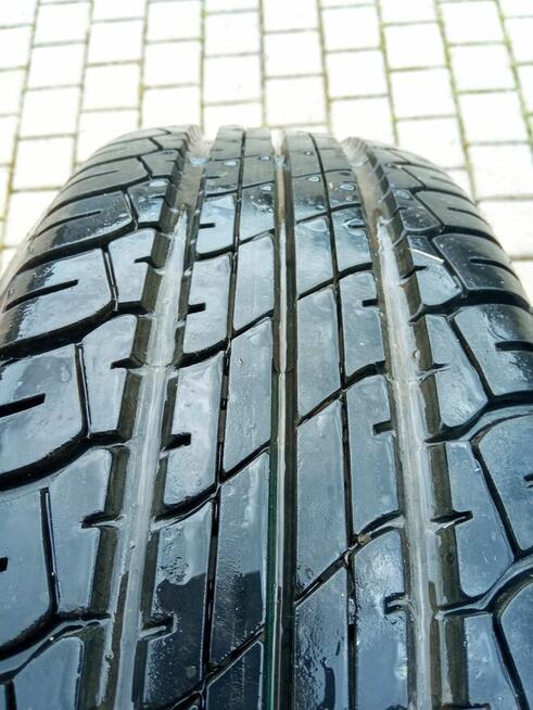 Opona 1 sztuka 195/60/15 r DUNLOP sport 2000 e nie używana s